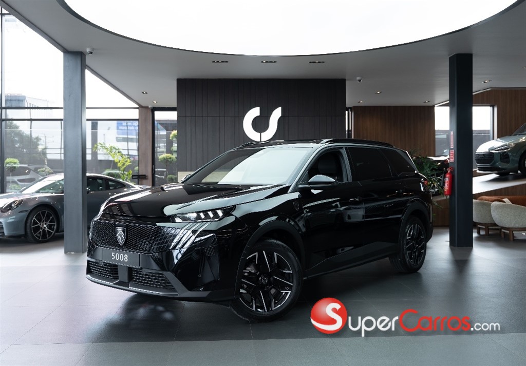 2027 Peugeot 5008 GT Line — foto 8 / 12