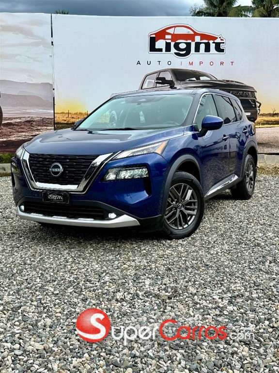 2023 Nissan Rogue SV — foto 2 / 12