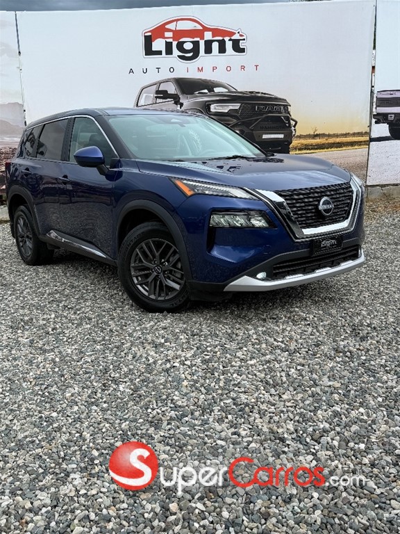 2023 Nissan Rogue SV — foto 4 / 12