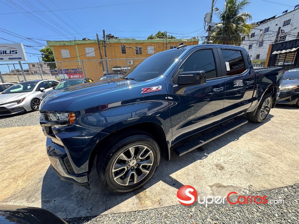 2021 Chevrolet Silverado Z71 Duramax — foto 2 / 10