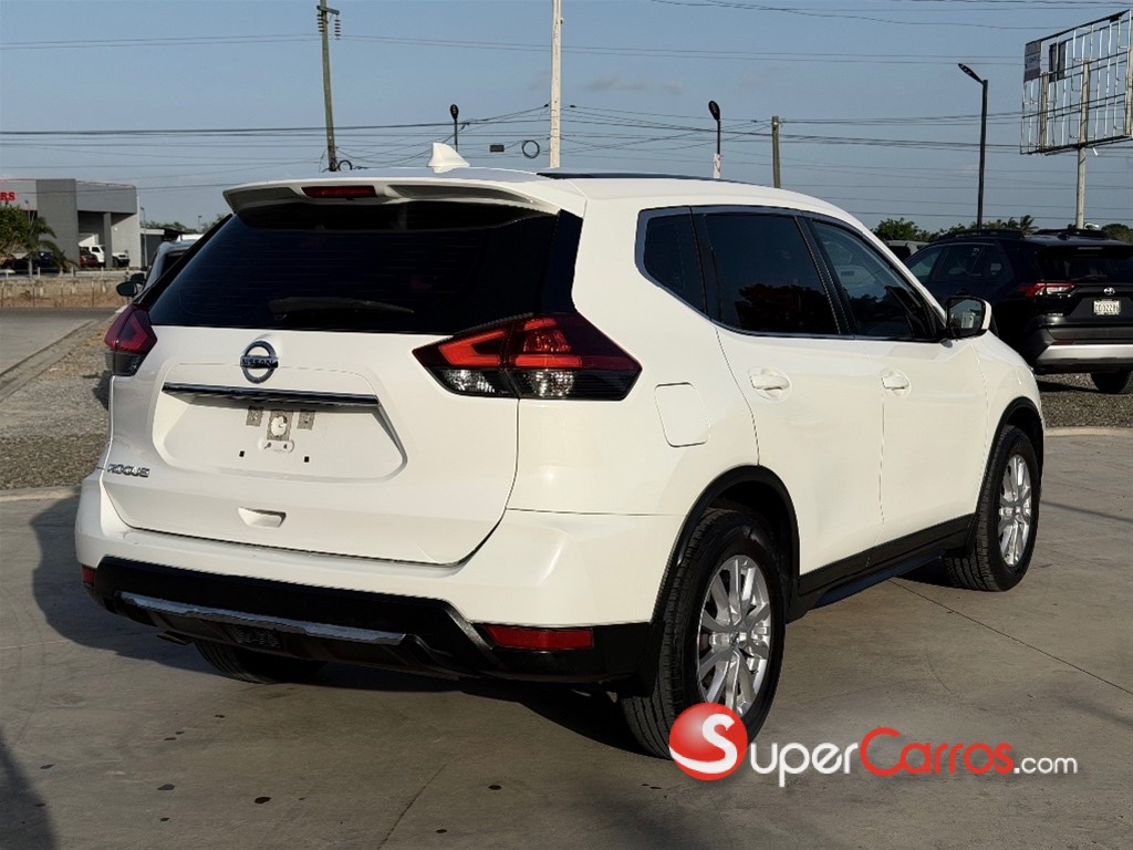 2020 Nissan Rogue — foto 4 / 11