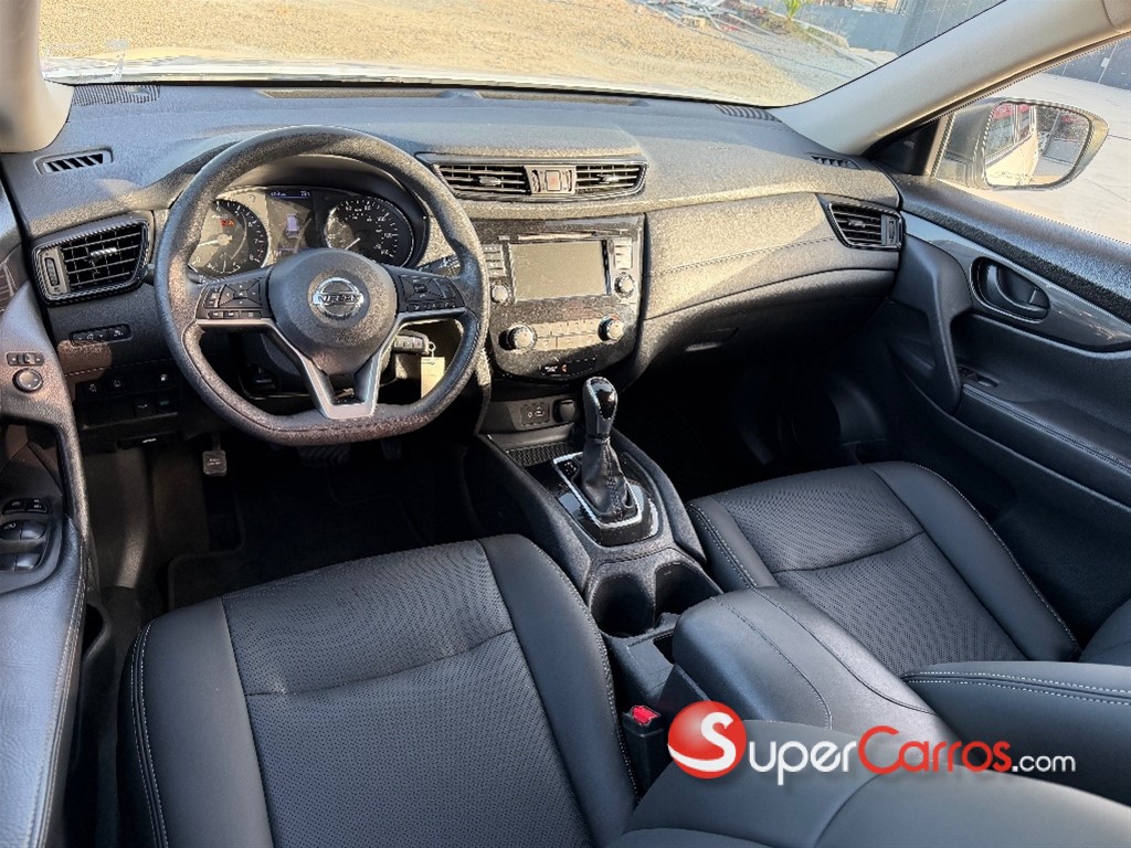 2020 Nissan Rogue — foto 9 / 11