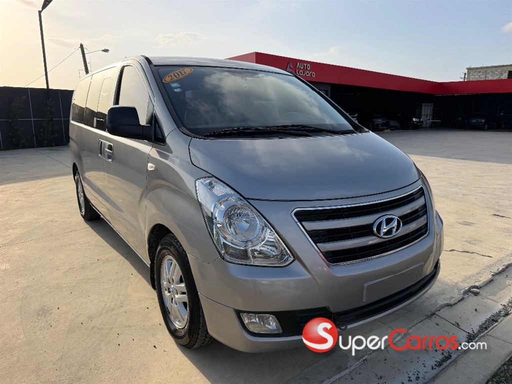 2017 Hyundai Grand Starex