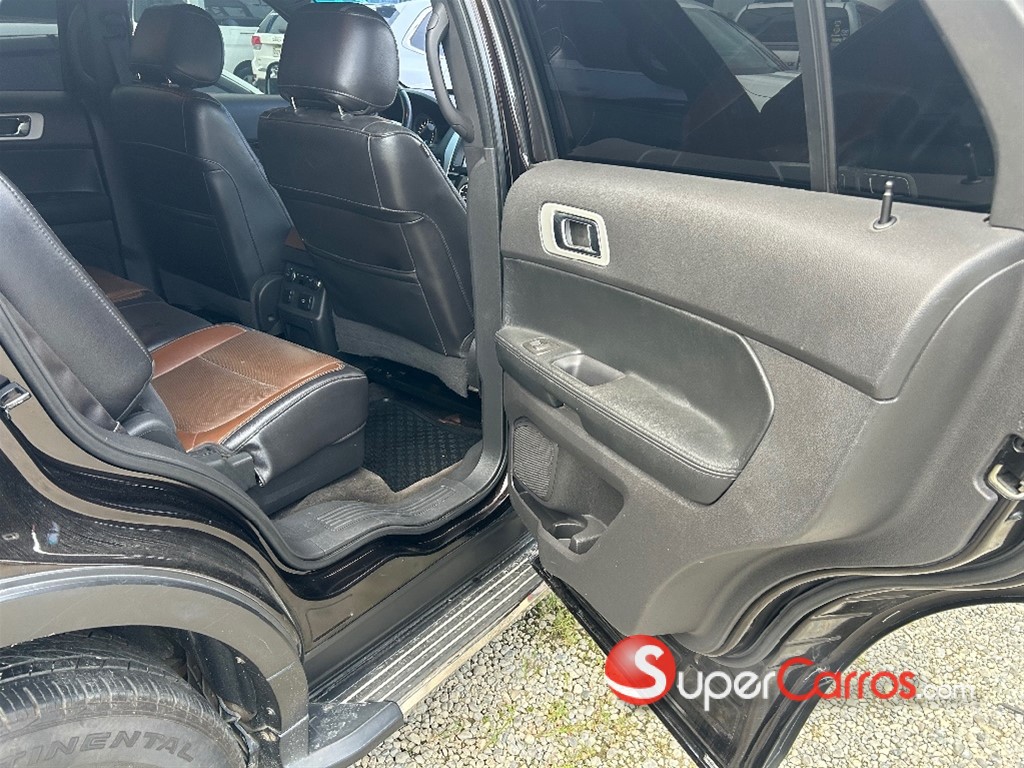 2013 Ford Explorer — foto 10 / 12