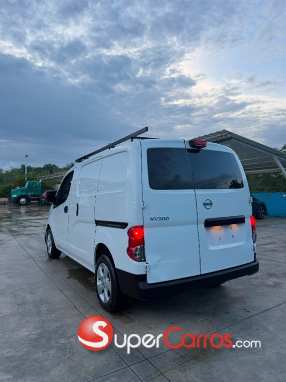2017 Nissan NV 200 — foto 3 / 4