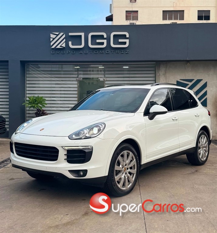 2017 Porsche Cayenne — foto 2 / 8