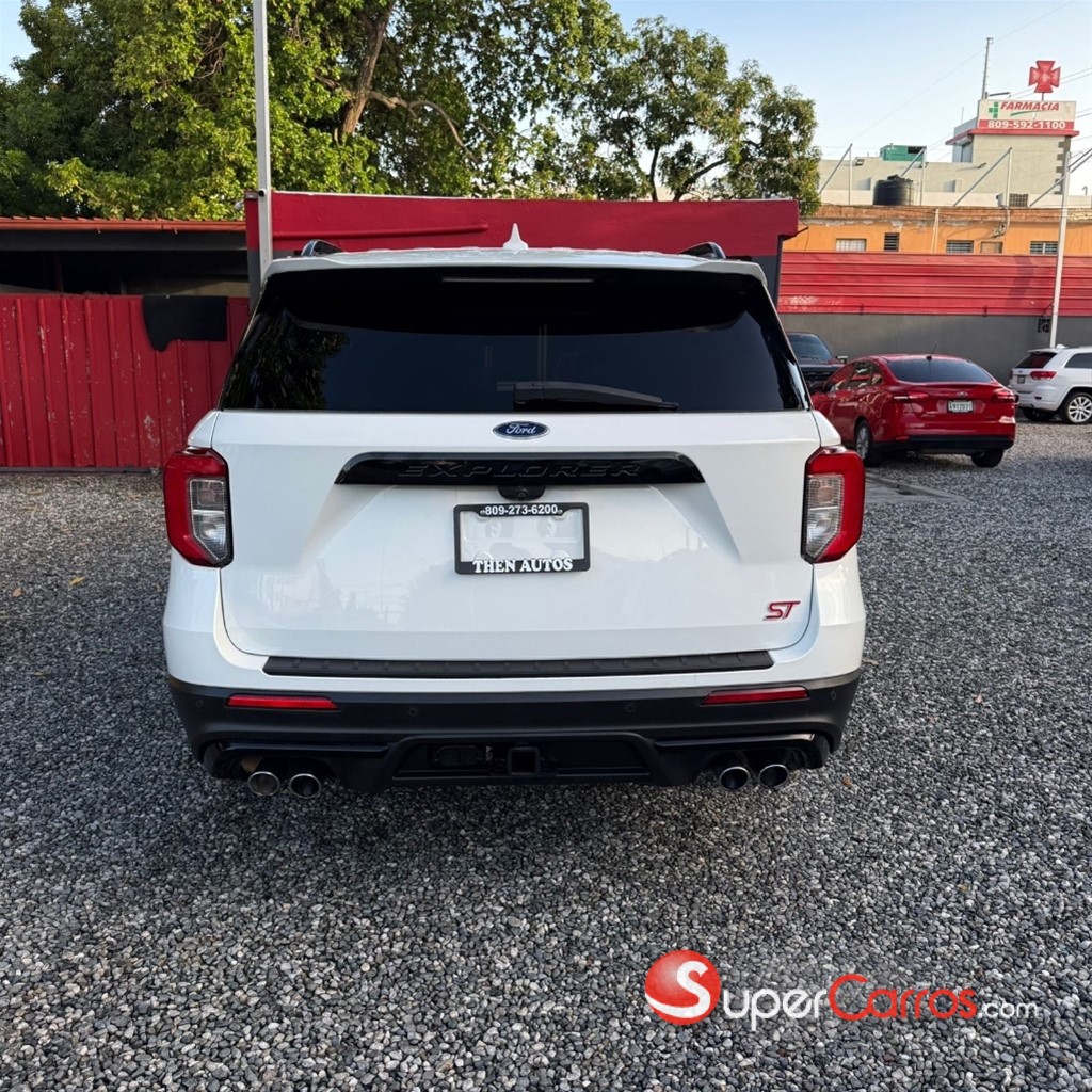 2020 Ford Explorer ST — foto 5 / 12
