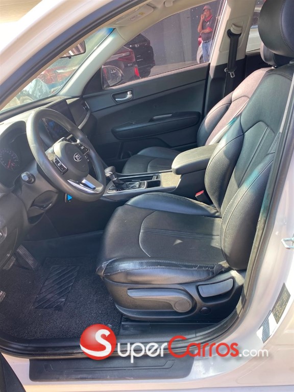 2021 Kia K-5 — foto 2 / 6