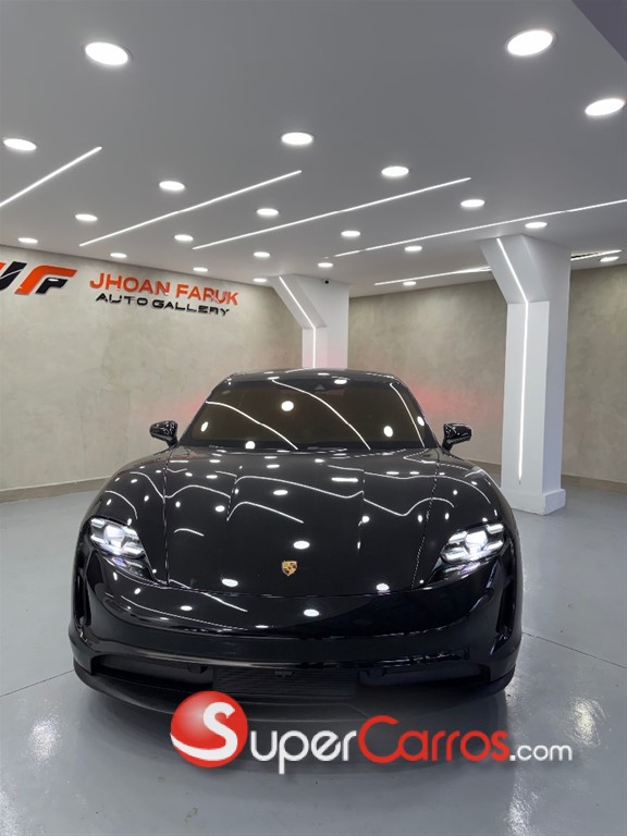 2021 Porsche Taycan 4S — foto 2 / 9