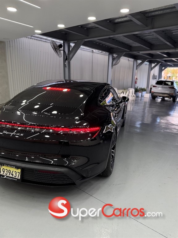 2021 Porsche Taycan 4S — foto 5 / 9