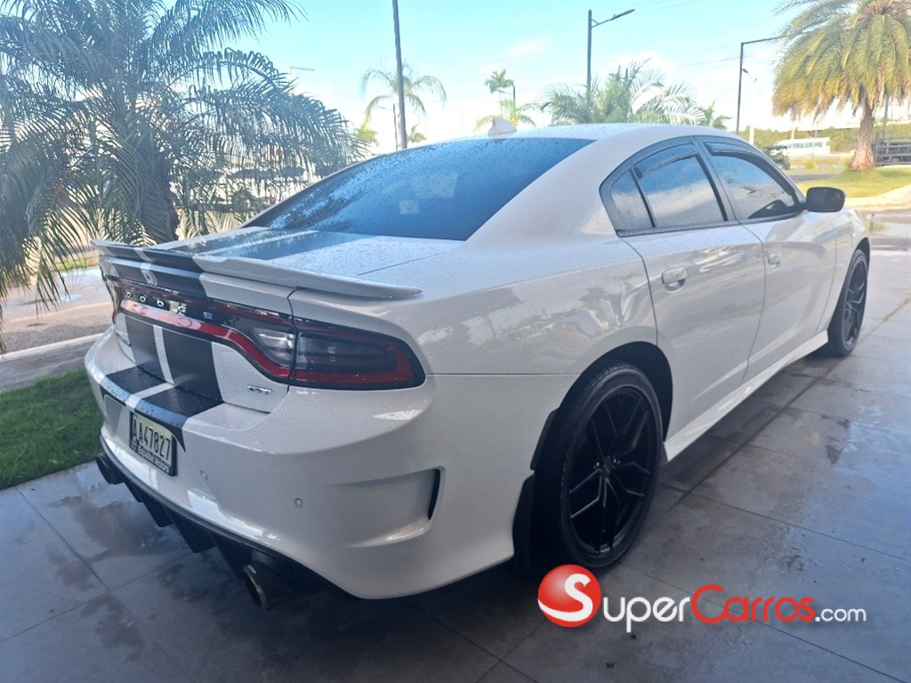2021 Dodge Charger GT — foto 6 / 6