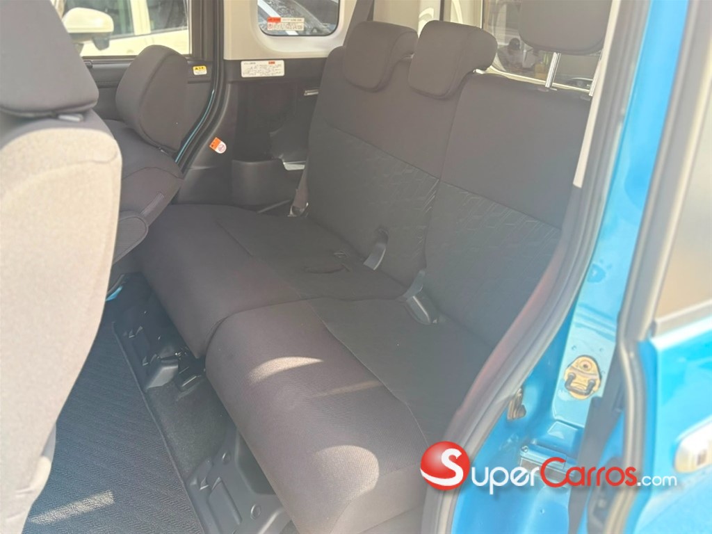 2020 Toyota Roomy — foto 6 / 11