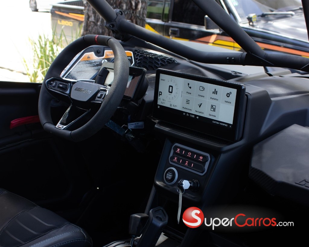 2026 Can Am Maverick X3 XRC Turbo RR — foto 8 / 10