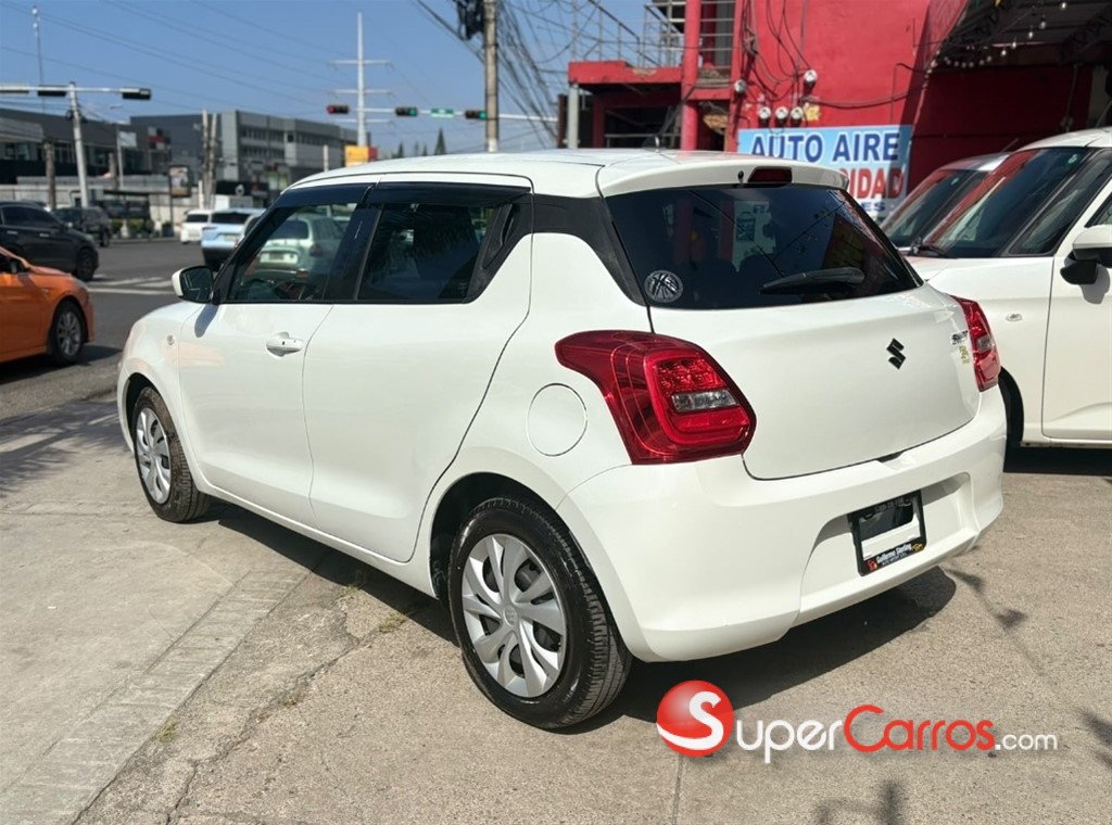 2021 Suzuki Swift — foto 9 / 11