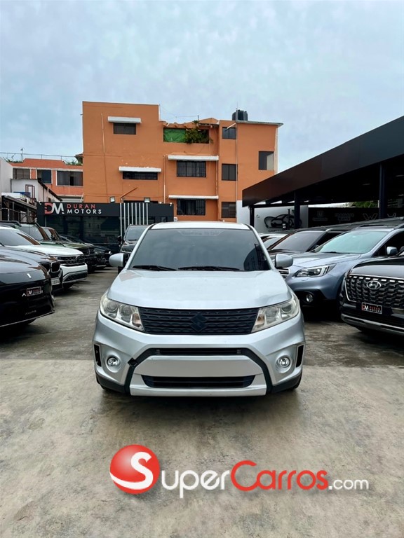2017 Suzuki Vitara GL — foto 2 / 10