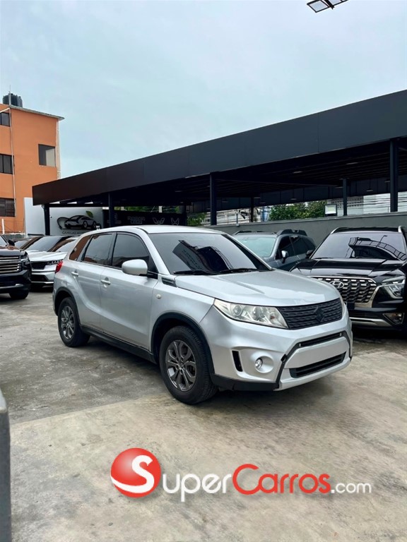 2017 Suzuki Vitara GL — foto 3 / 10