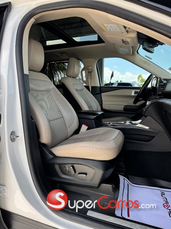 2020 Ford Explorer Limited — foto 6 / 12