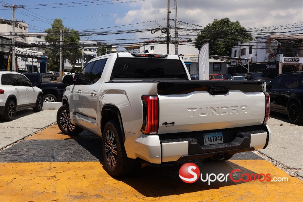 2023 Toyota Tundra Platinum — foto 9 / 10