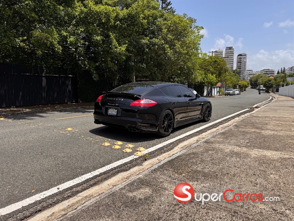 2013 Porsche Panamera GTS — foto 5 / 10