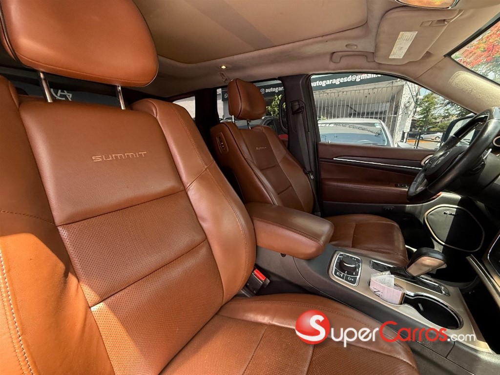 2016 Jeep Grand Cherokee SUMMIT — foto 7 / 10