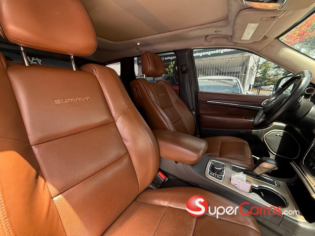 2016 Jeep Grand Cherokee SUMMIT — foto 10 / 10