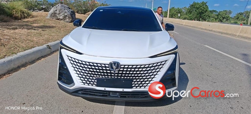 2024 Changan UNI-T — foto 2 / 11