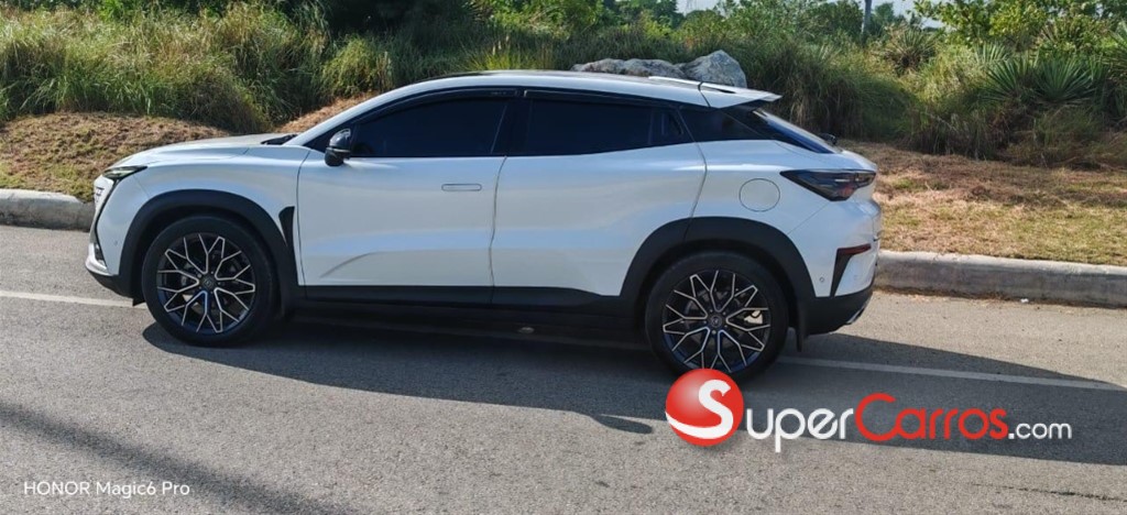 2024 Changan UNI-T — foto 7 / 11