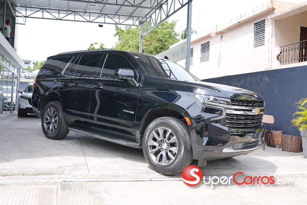 2021 Chevrolet Tahoe LT — foto 2 / 10