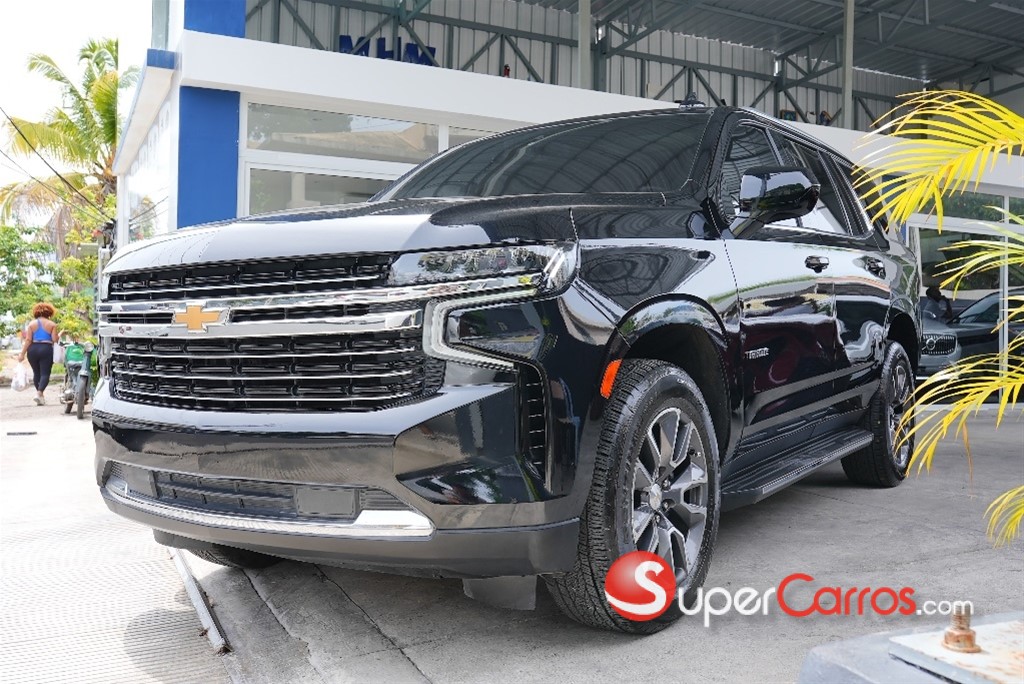 2021 Chevrolet Tahoe LT — foto 3 / 10