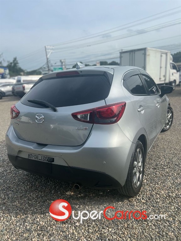 2019 Mazda Demio — foto 4 / 7