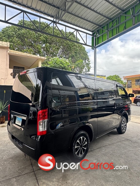 2019 Nissan NV 350 — foto 6 / 10