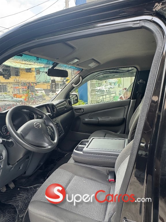 2019 Nissan NV 350 — foto 9 / 10