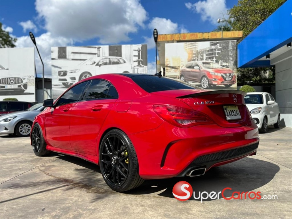 2016 Mercedes-Benz Clase CLA 250 — foto 5 / 12