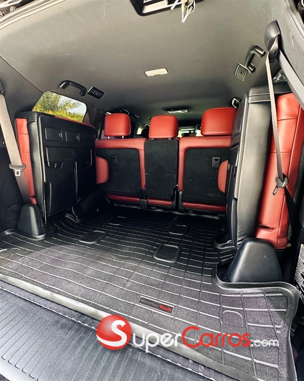 2016 Lexus LX 570 — foto 9 / 12