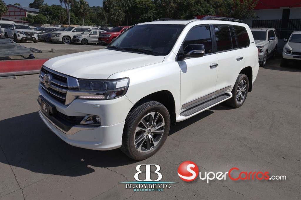 2020 Toyota Land Cruiser VXR