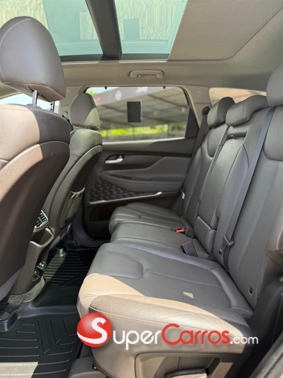 2020 Hyundai Santa Fe Limited — foto 4 / 9