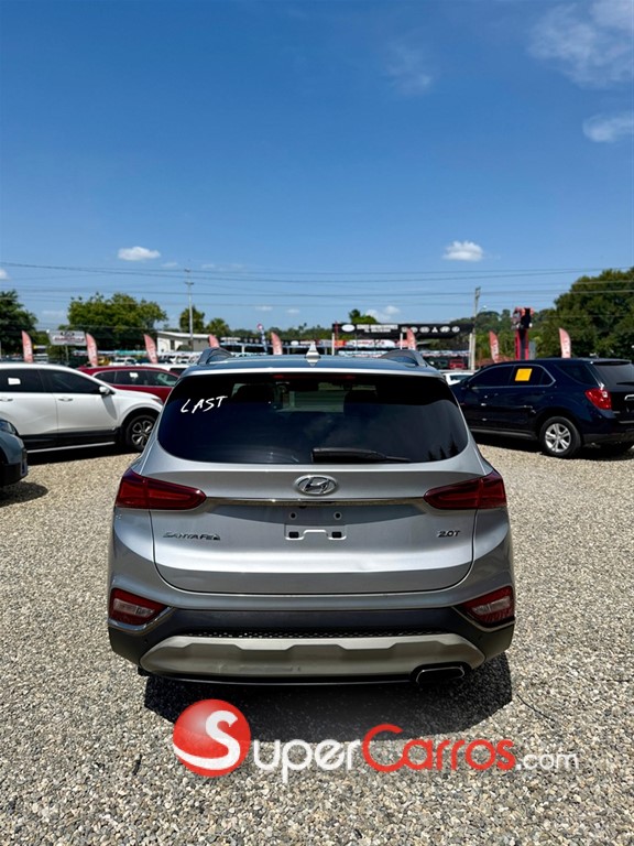 2020 Hyundai Santa Fe Limited — foto 7 / 9