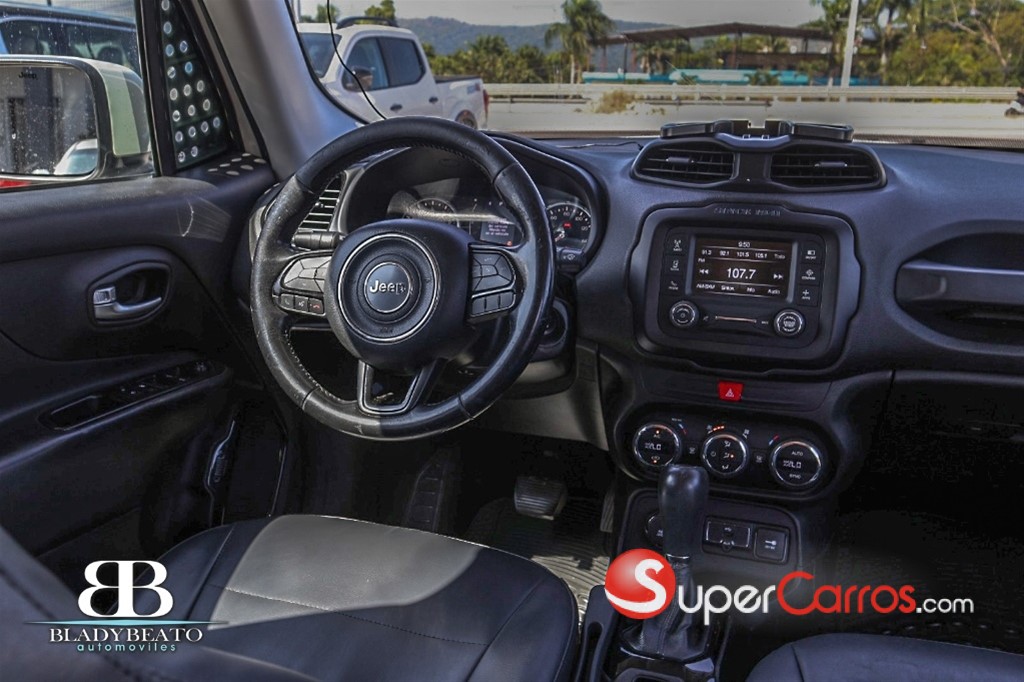 2017 Jeep Renegade Latitude — foto 12 / 12