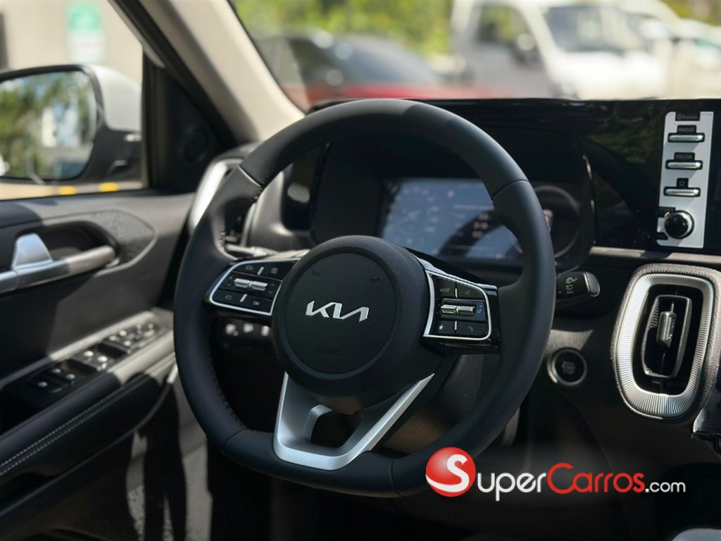 2027 Kia Sonet FULL — foto 8 / 9