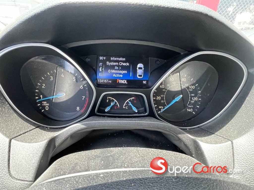 2016 Ford Focus SE — foto 11 / 11