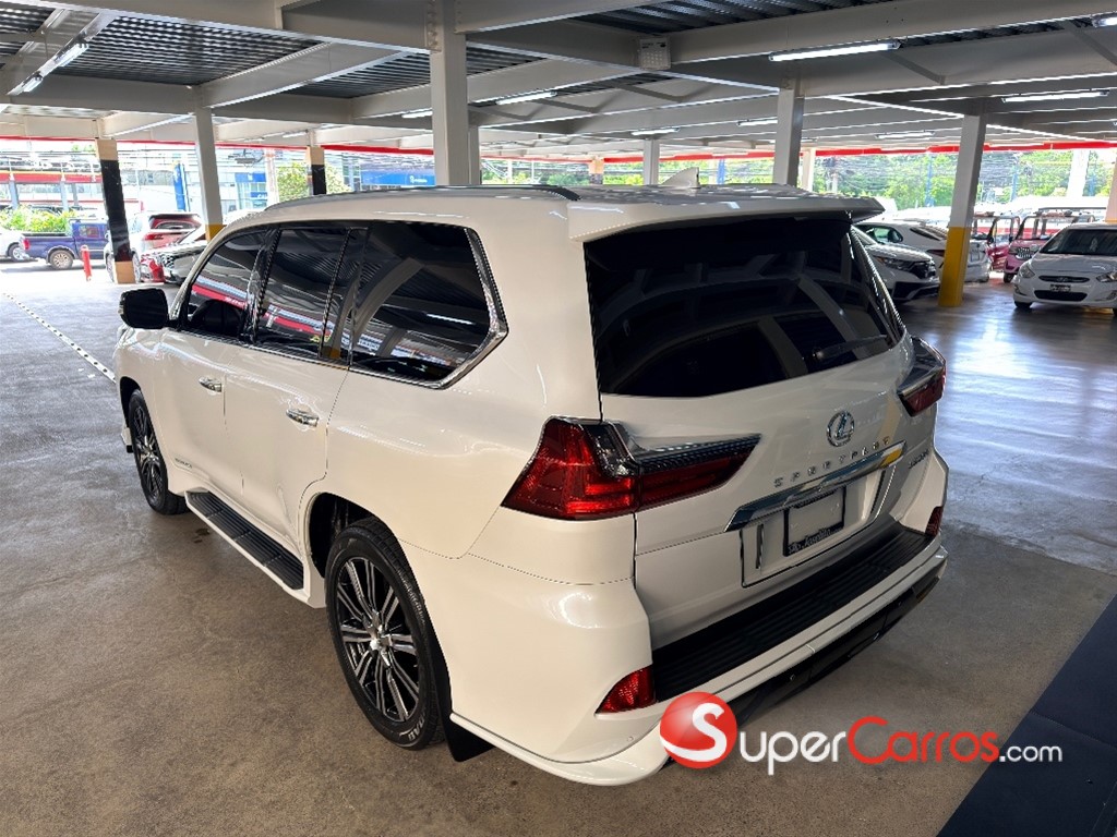 2018 Lexus LX 570 Sport — foto 3 / 12