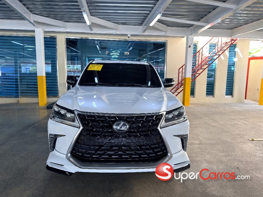 2018 Lexus LX 570 Sport — foto 4 / 12
