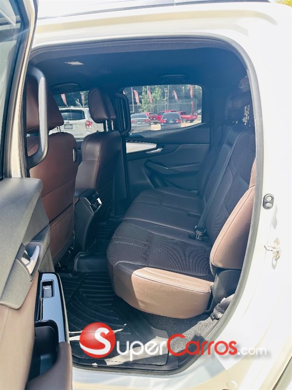2023 Mazda BT-50 Full — foto 9 / 10