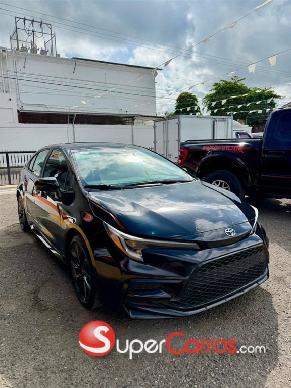 2024 Toyota Corolla SE — foto 2 / 10