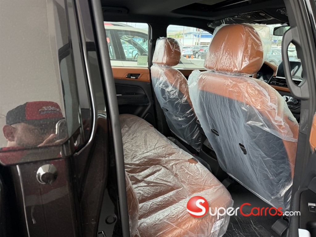 2027 KGM Musso Q300 LIMITED — foto 8 / 11