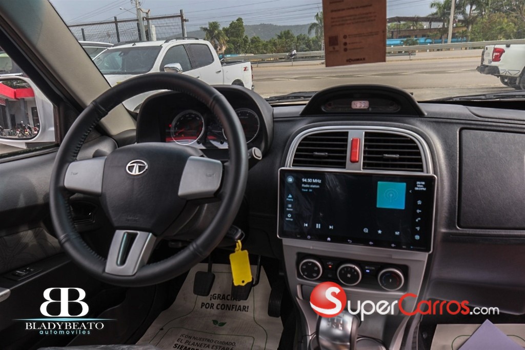 2026 TATA XENON SC 4X4 — foto 9 / 11