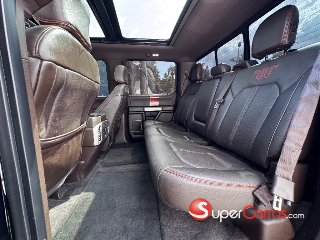 2016 Ford F 150 King Ranch — foto 9 / 10