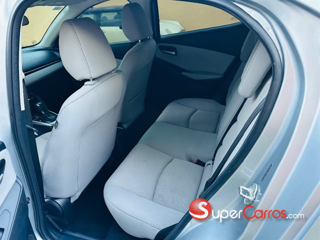 2019 Toyota Yaris iA — foto 9 / 12