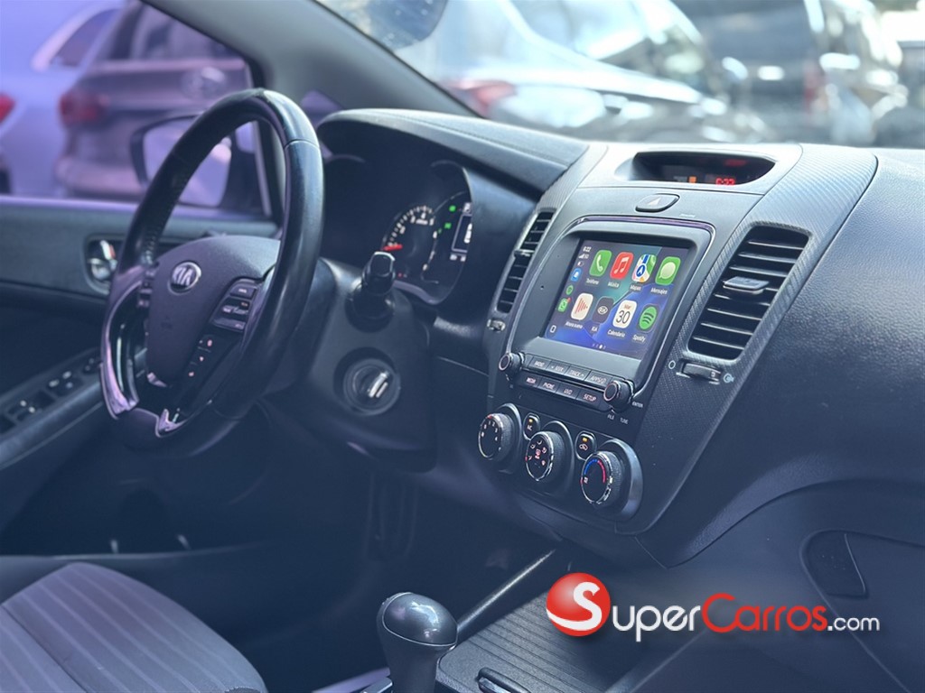 2018 Kia Forte S — foto 10 / 12