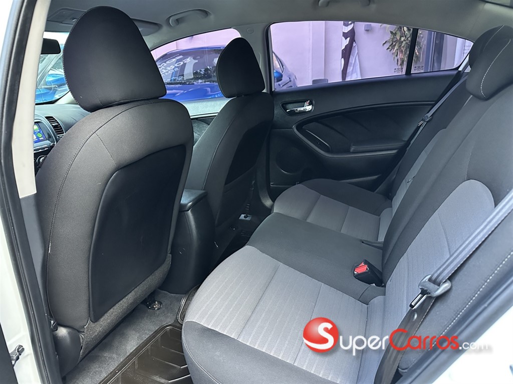 2018 Kia Forte S — foto 11 / 12